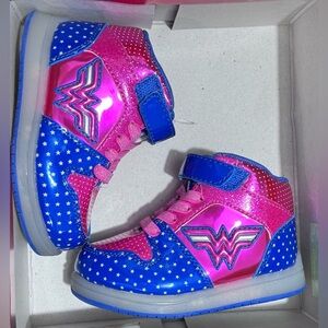 Kids DC Wonder Woman Shoes - Pink and Blue